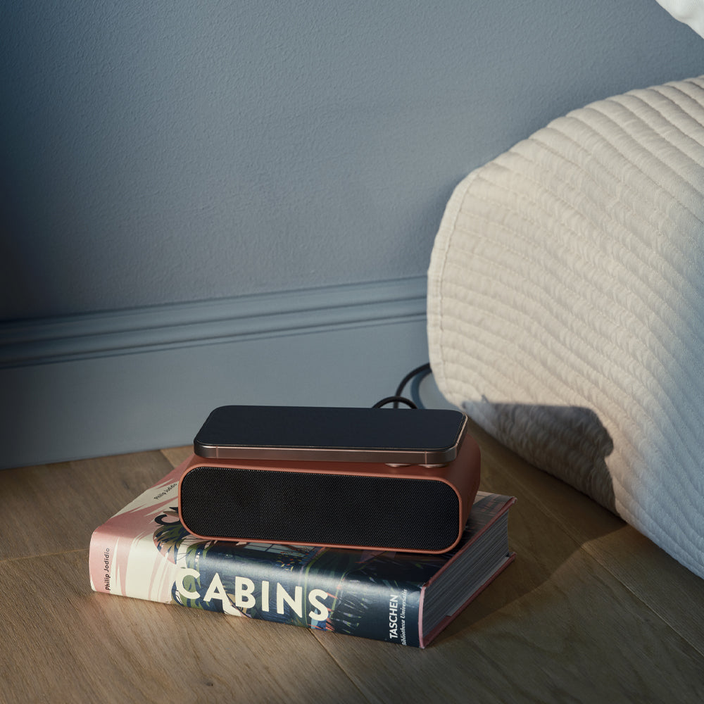 Kreafunk Wakie Alarm Clock with Wireless Charging – Terracotta